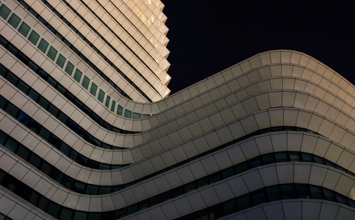 building-498505_1920