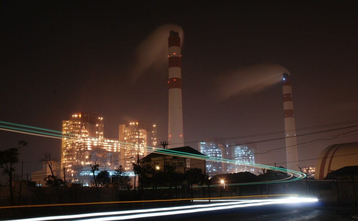 factory-269056_1920